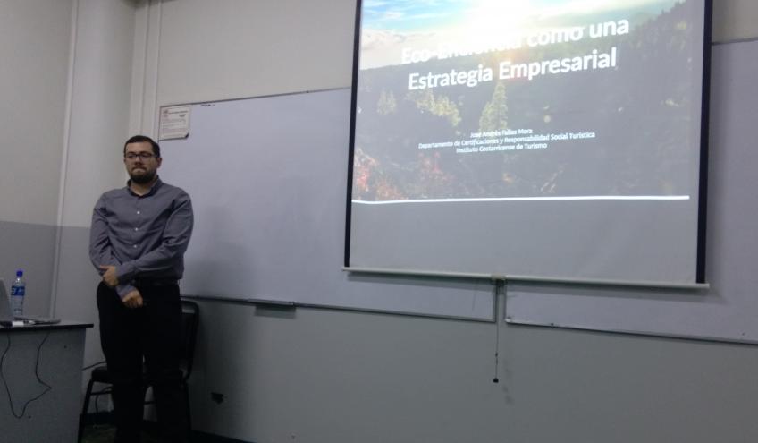 Charla: Eco-eficiencia como una estrategia empresarial