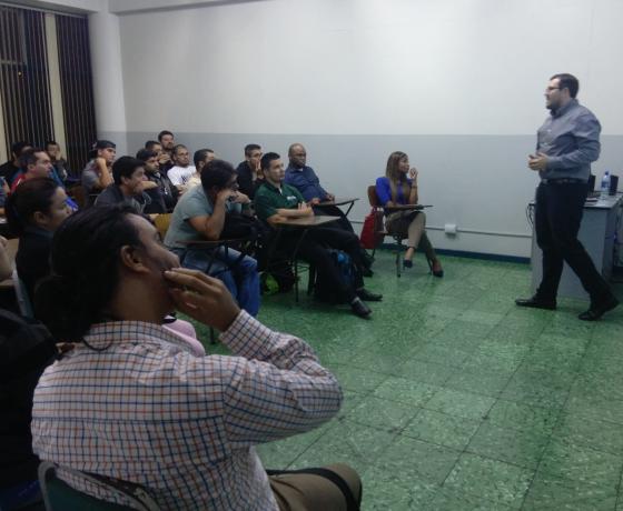 Charla: Eco-eficiencia como una estrategia empresarial